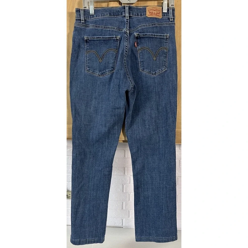 Levi's Classic Straight Jeans Women 8 Medium‎ Wash Denim Stretch W29 L30
